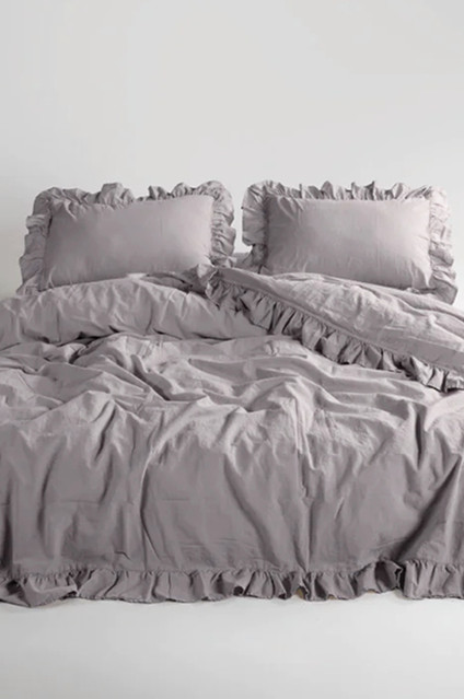 Комплект постільної білизни з вареної бавовни (двоспальний) Mazani Grey (з рюшами) | Mazani - 1